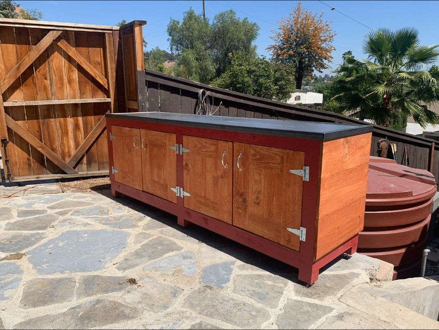Outdoor Bar & Storage